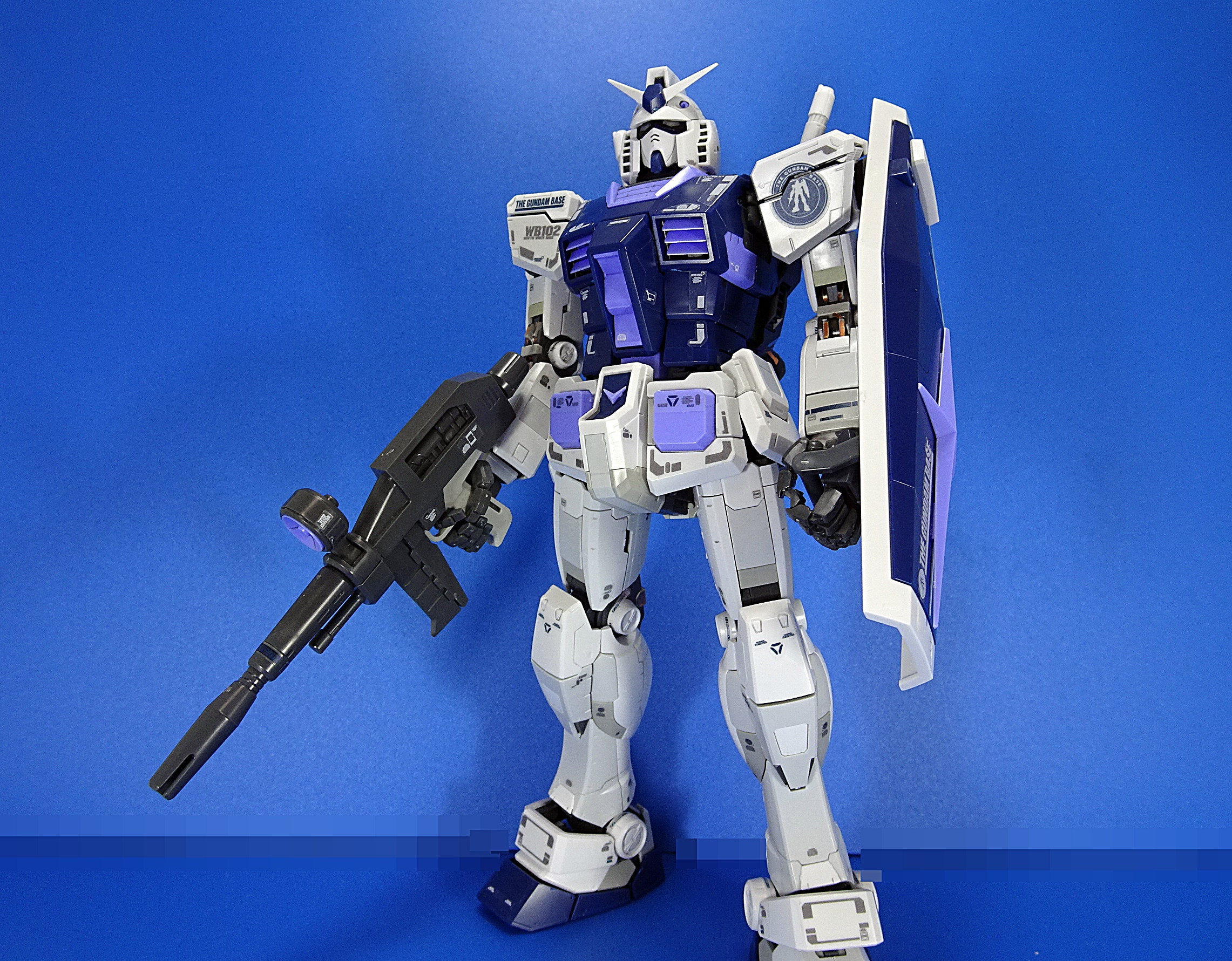 ガンプラ ガンダムベース限定 Rx 78 2 Mg ガンダムver3 0 The Gundam Base Color ガンダム 中心で気ままに書きたいブログz